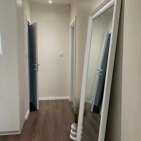 Apartment New Luxury Furnished - Beach, Center & Fast Wi-fi Varna